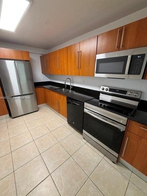 RESIDENCES ON HOLLYWOOD B · #1437 in Hollywood - Photo 19