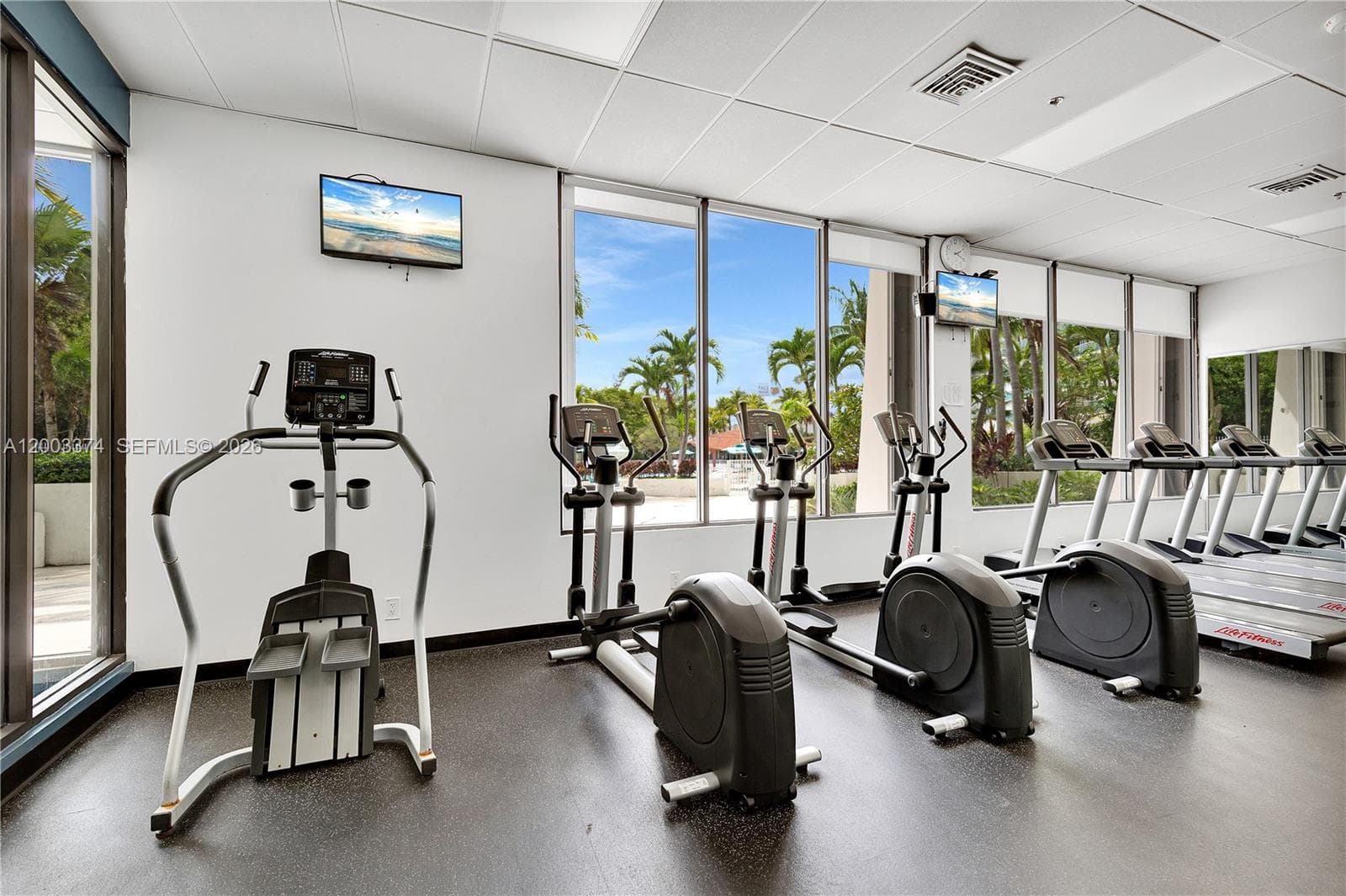 ARLEN HOUSE EAST CONDO · #1002 in Sunny Isles Beach - Photo 6