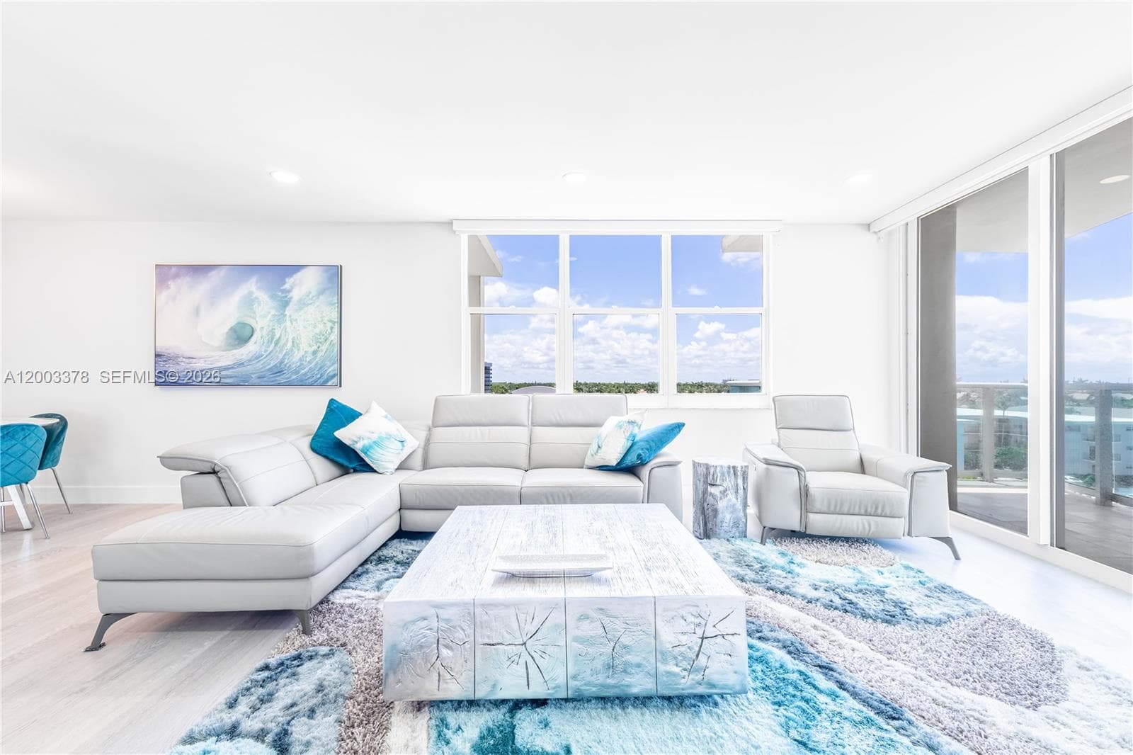 The wave condominium · #536 in Hollywood - Photo 3