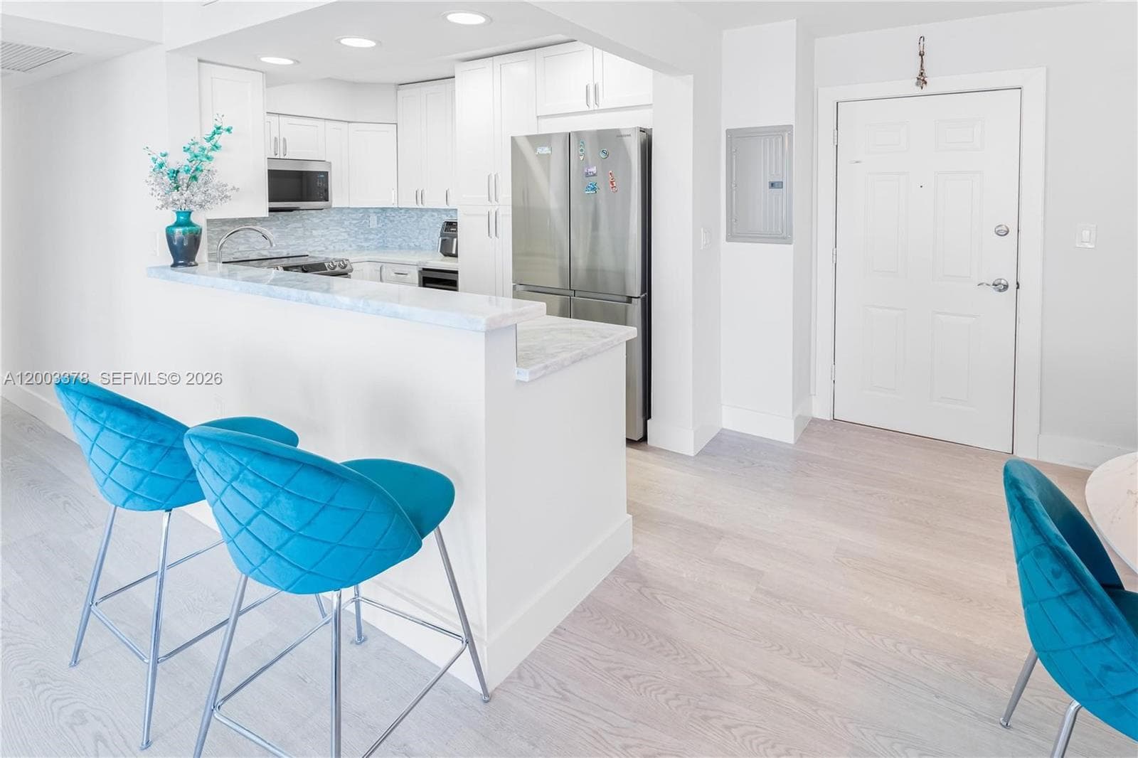 The wave condominium · #536 in Hollywood - Photo 8