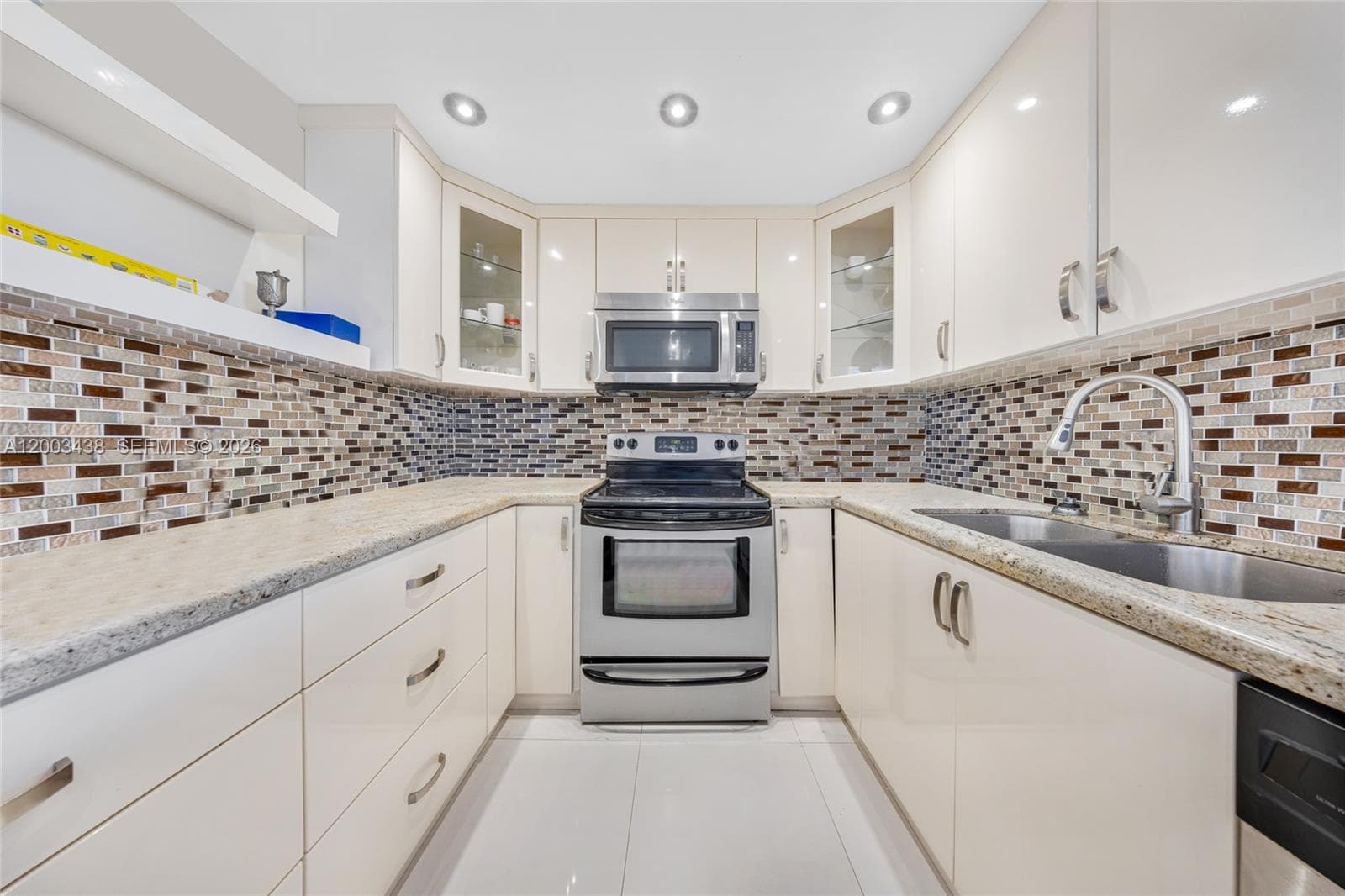 Arlen House East · #606 in Sunny Isles Beach - Photo 13