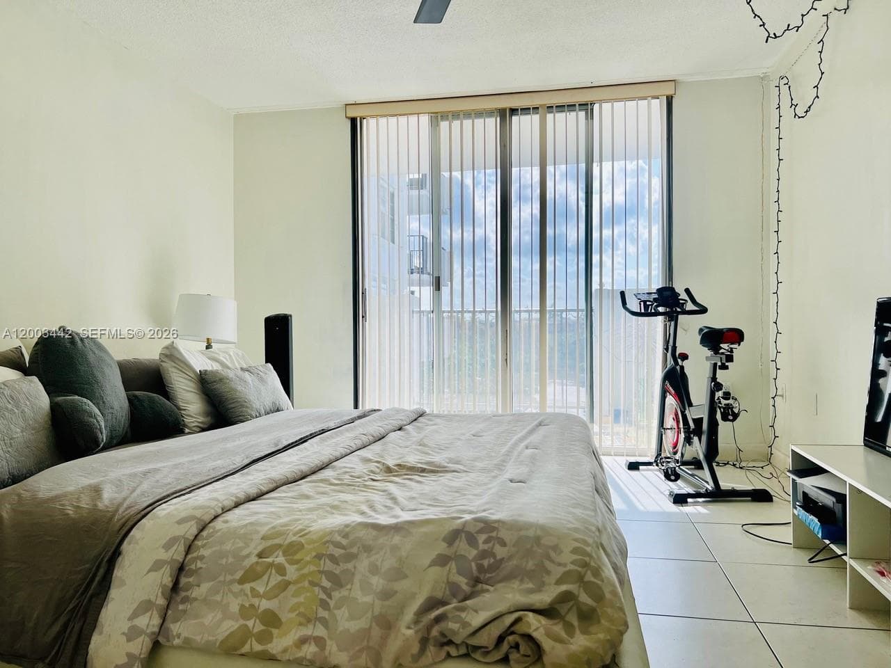 COMMODORE PLAZA CONDO · #407 in Aventura - Photo 5