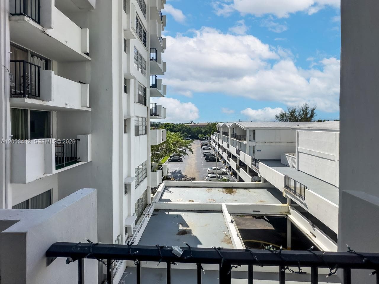 COMMODORE PLAZA CONDO · #407 in Aventura - Photo 8