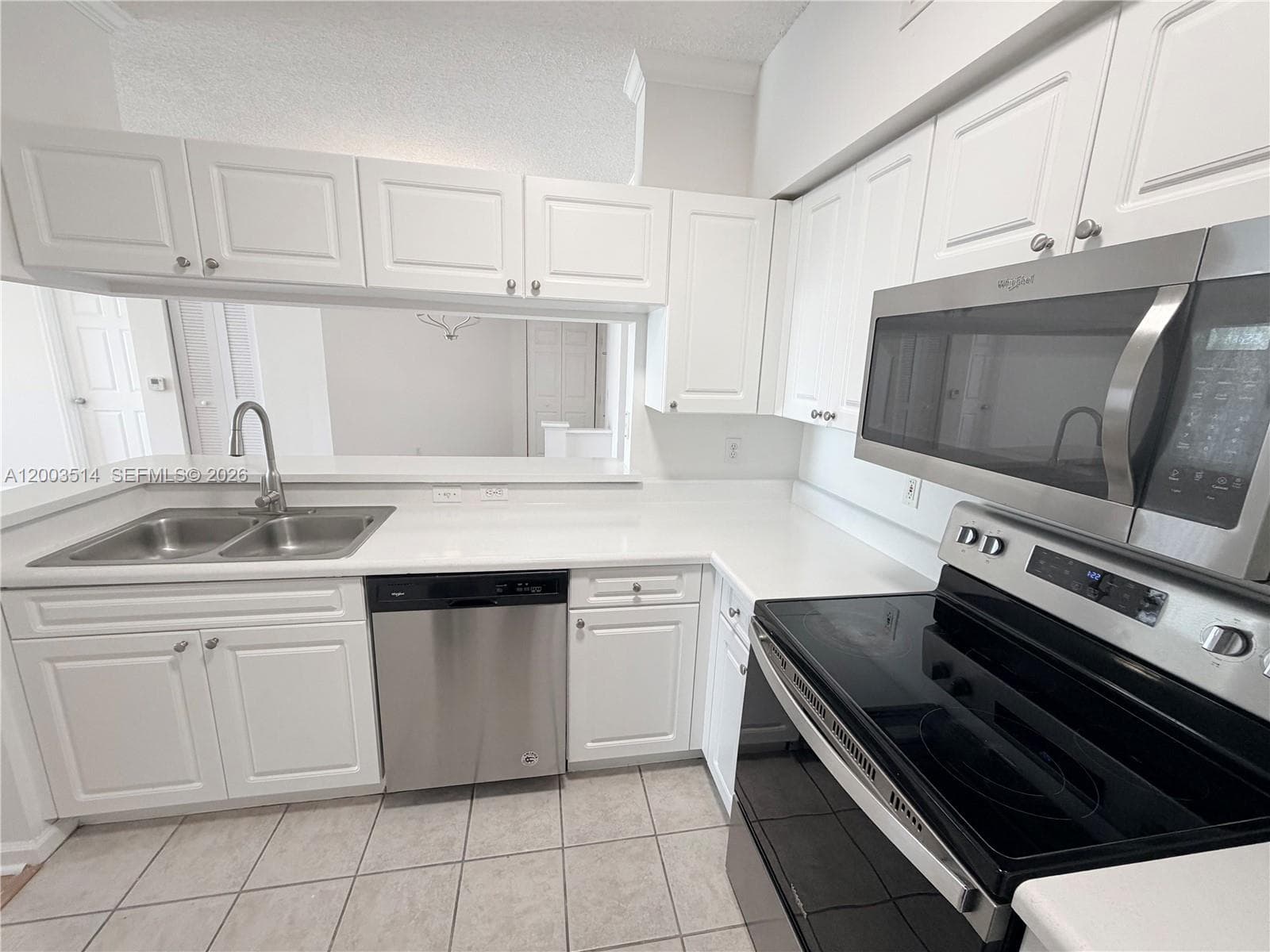 Porto Bellagio · #1913 in Sunny Isles Beach - Photo 13