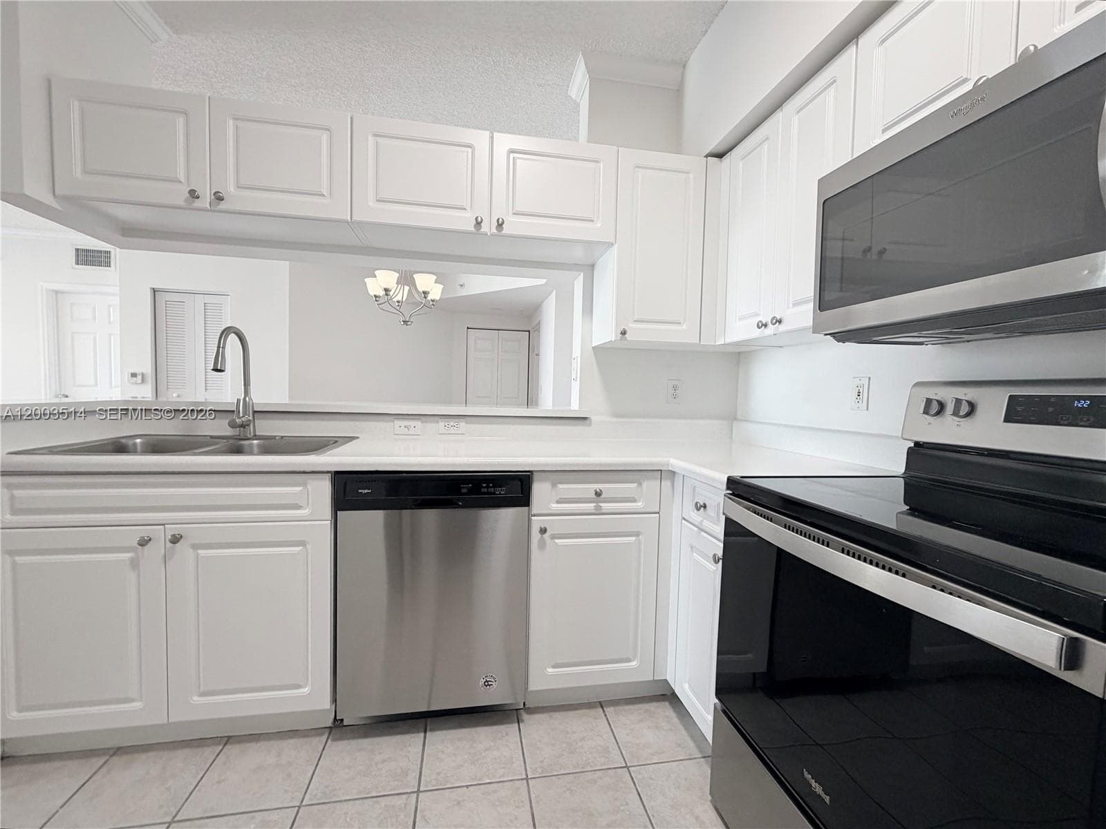 Porto Bellagio · #1913 in Sunny Isles Beach - Photo 15