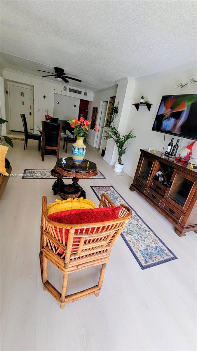 BRAVURA II CONDO · #101 in Aventura - Photo 2