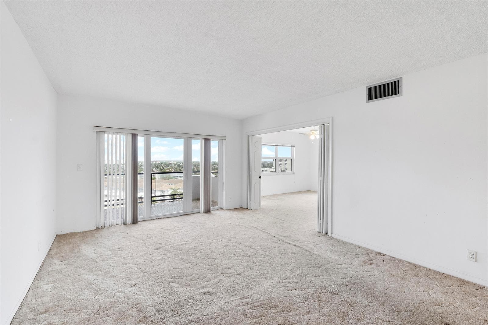1500 S Ocean Blvd u1101_003