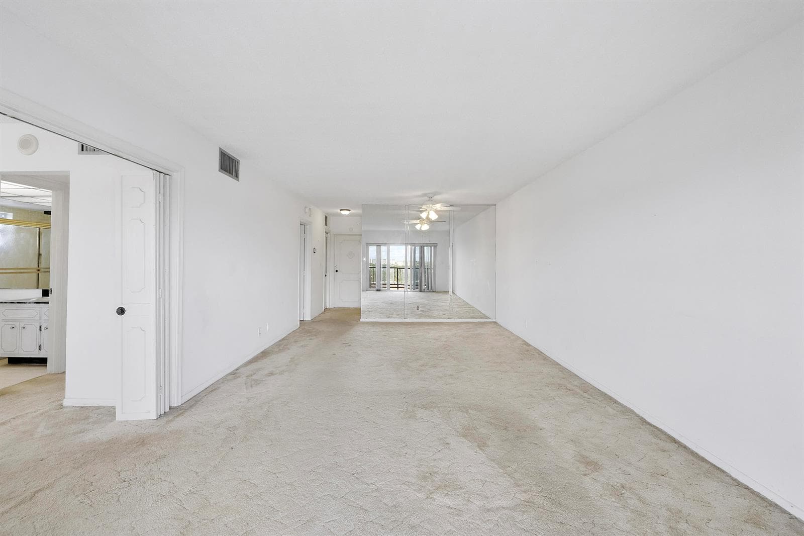 1500 S Ocean Blvd u1101_005