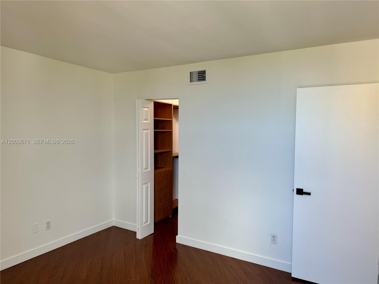 KEYSTONE TOWERS CONDO · #810 in North Miami - Photo 17