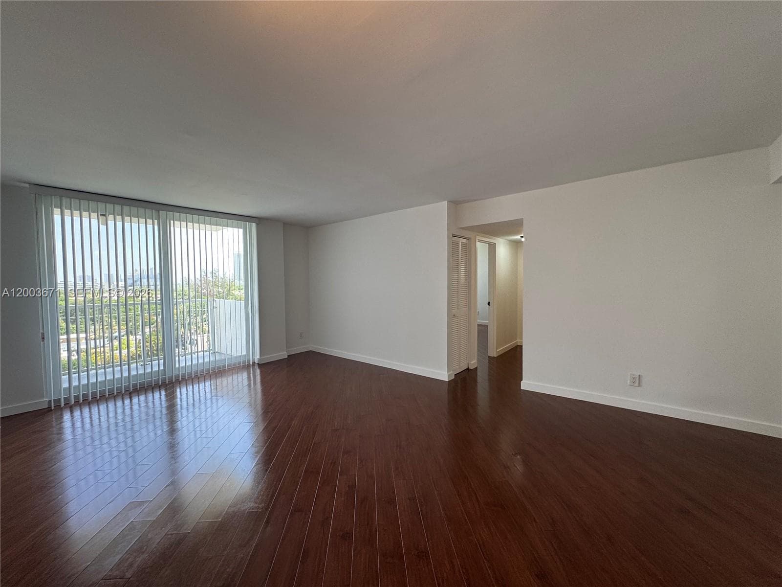 KEYSTONE TOWERS CONDO · #810 in North Miami - Photo 3