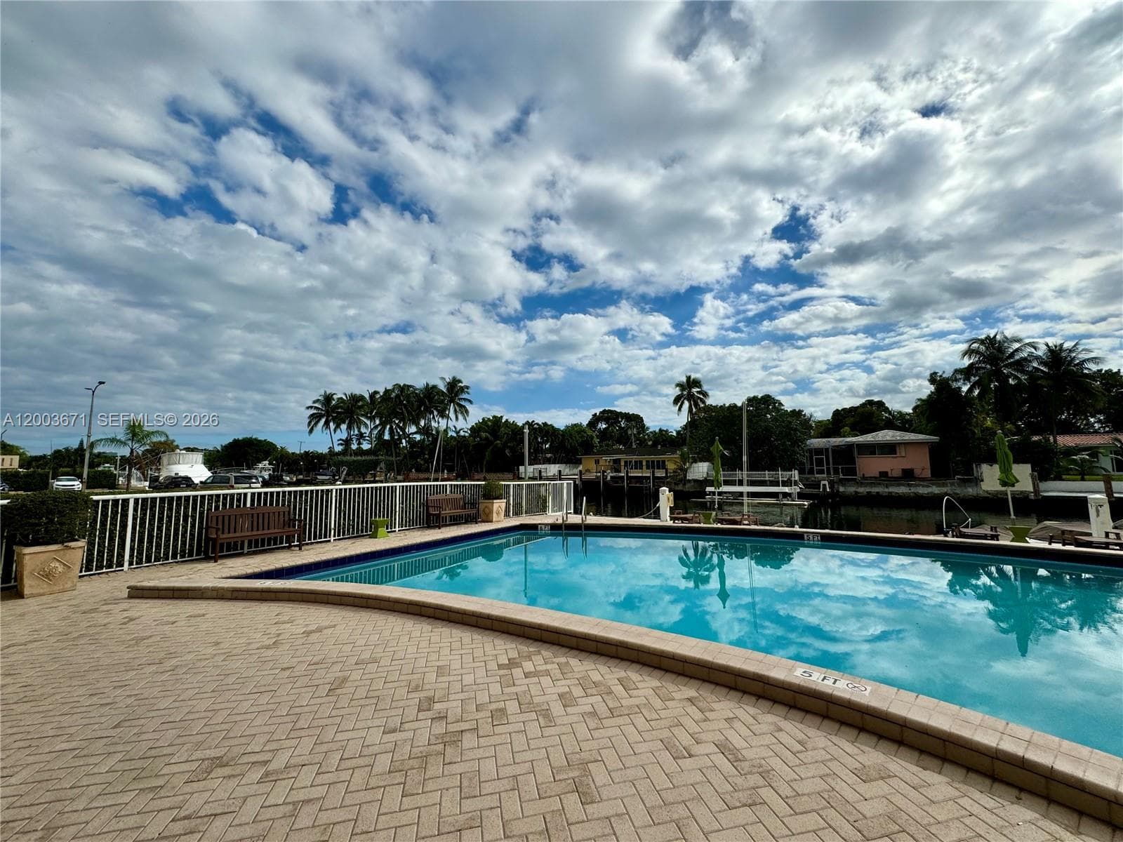 KEYSTONE TOWERS CONDO · #810 in North Miami - Photo 34