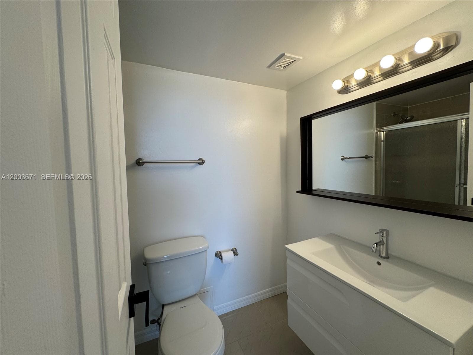 KEYSTONE TOWERS CONDO · #810 in North Miami - Photo 14