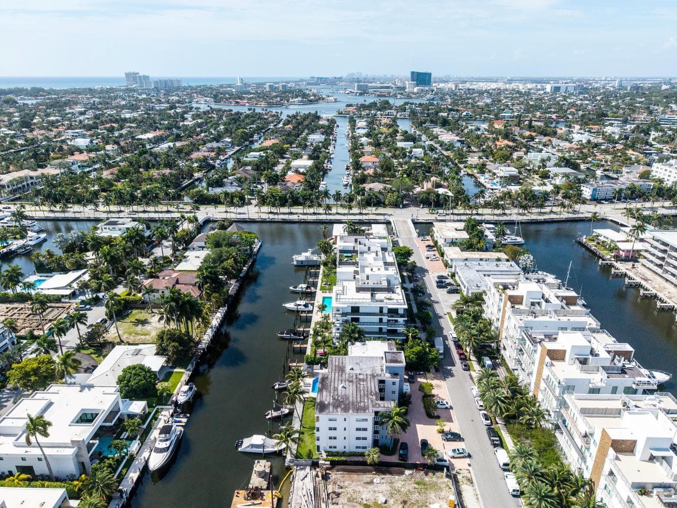 40 Isle of Venice Dr Fort-large-010-034-