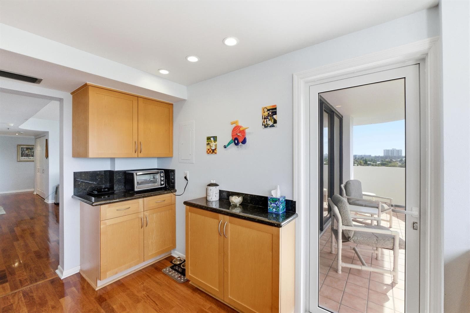 1361 S Ocean Blvd u808_054