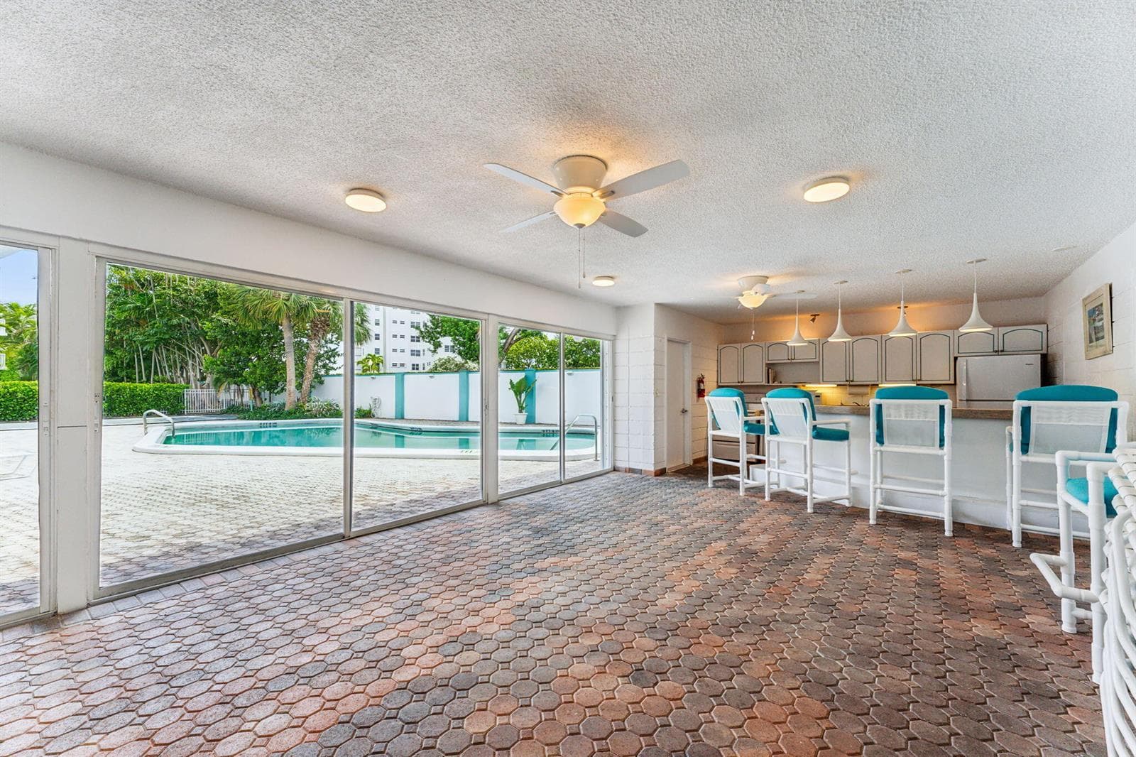 29-web-or-mls-12-web-or-mls-DSC01168