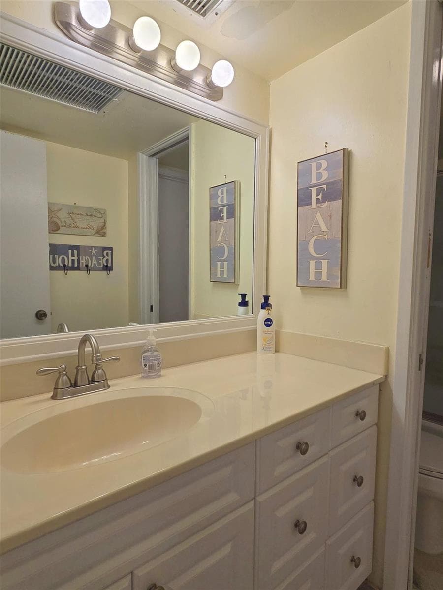 2nd Bathroom