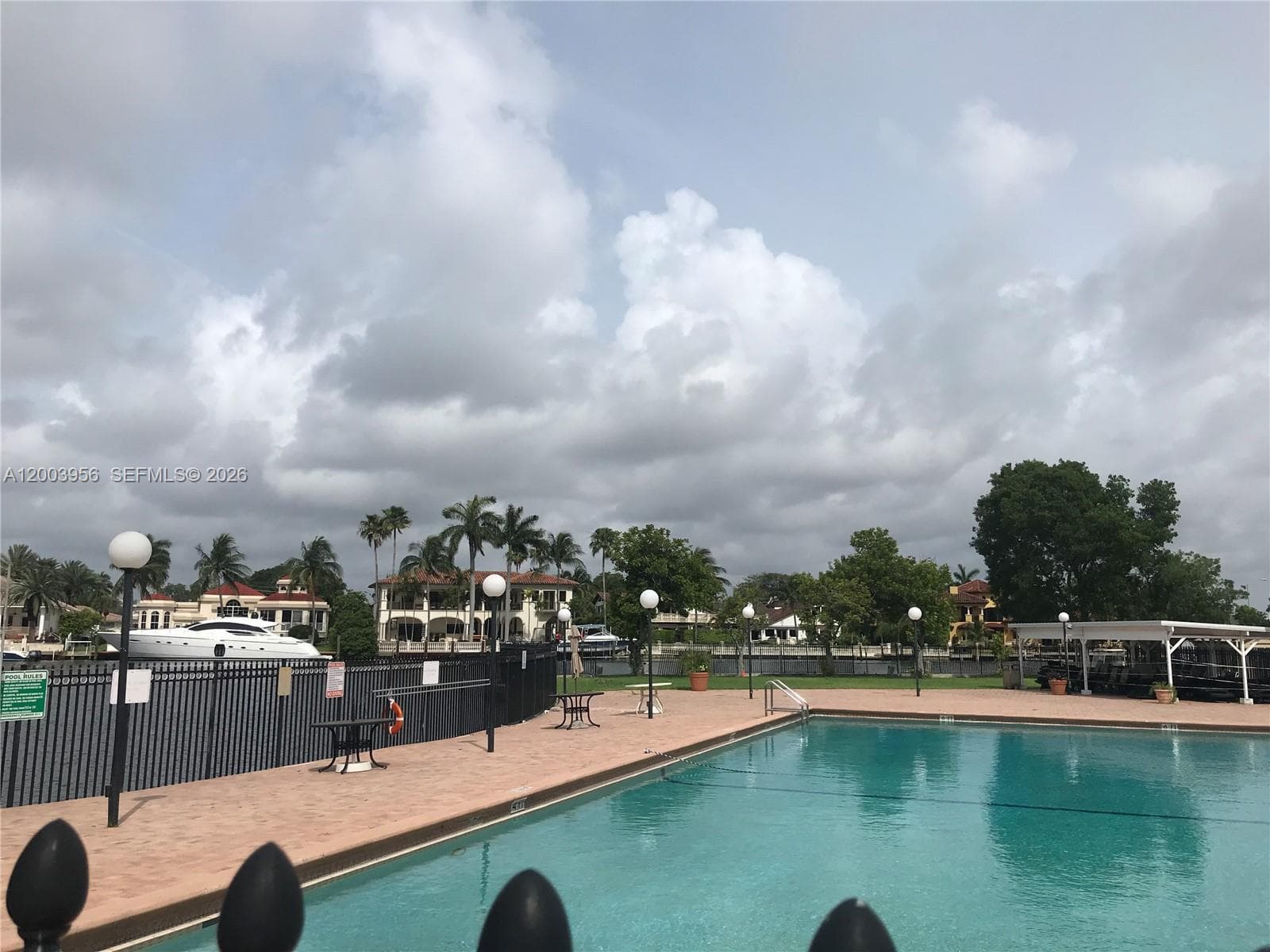 Desoto · #411 in Hallandale Beach - Photo 15