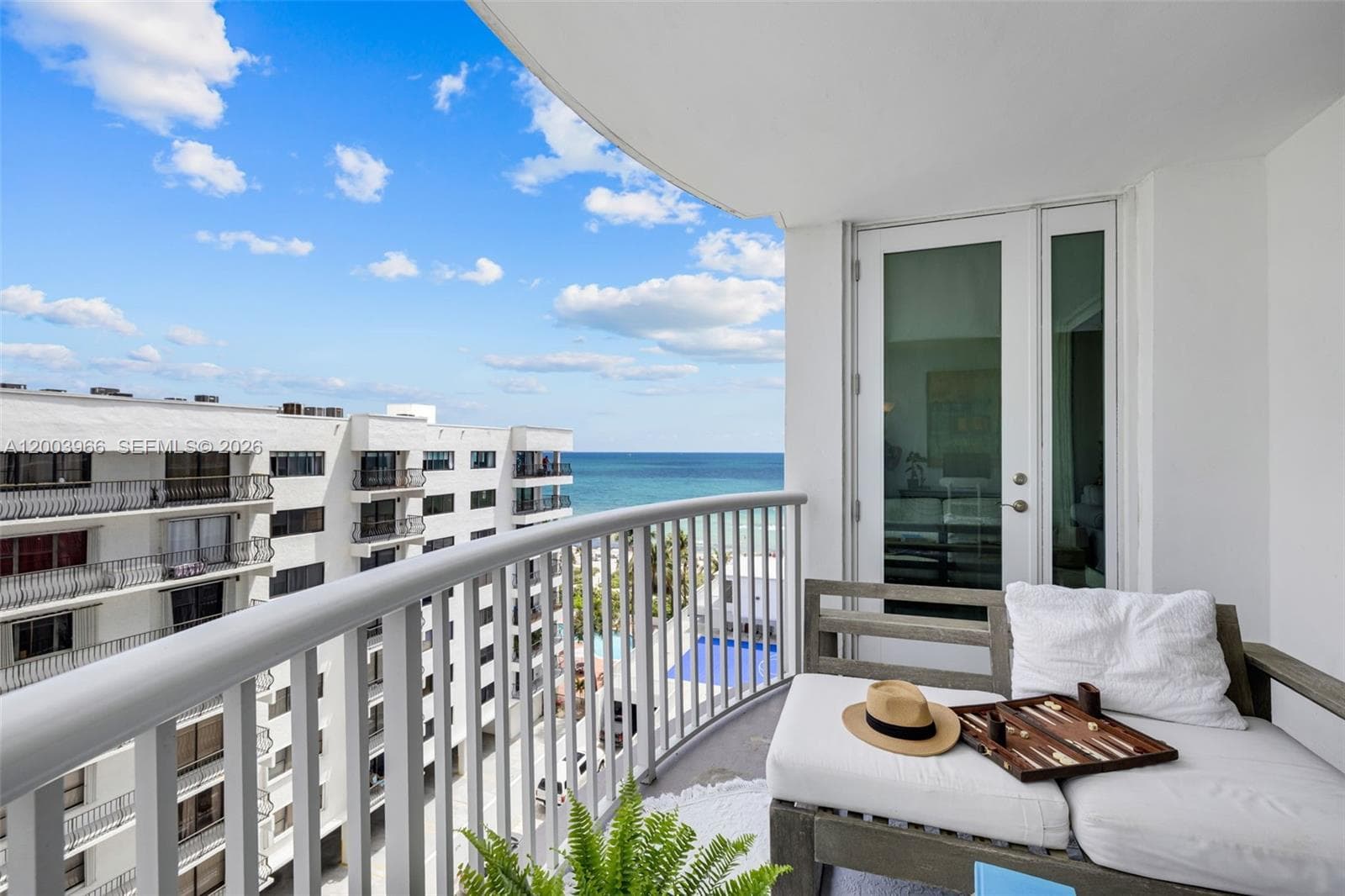 Carriage House · #611 in Miami Beach - Photo 11