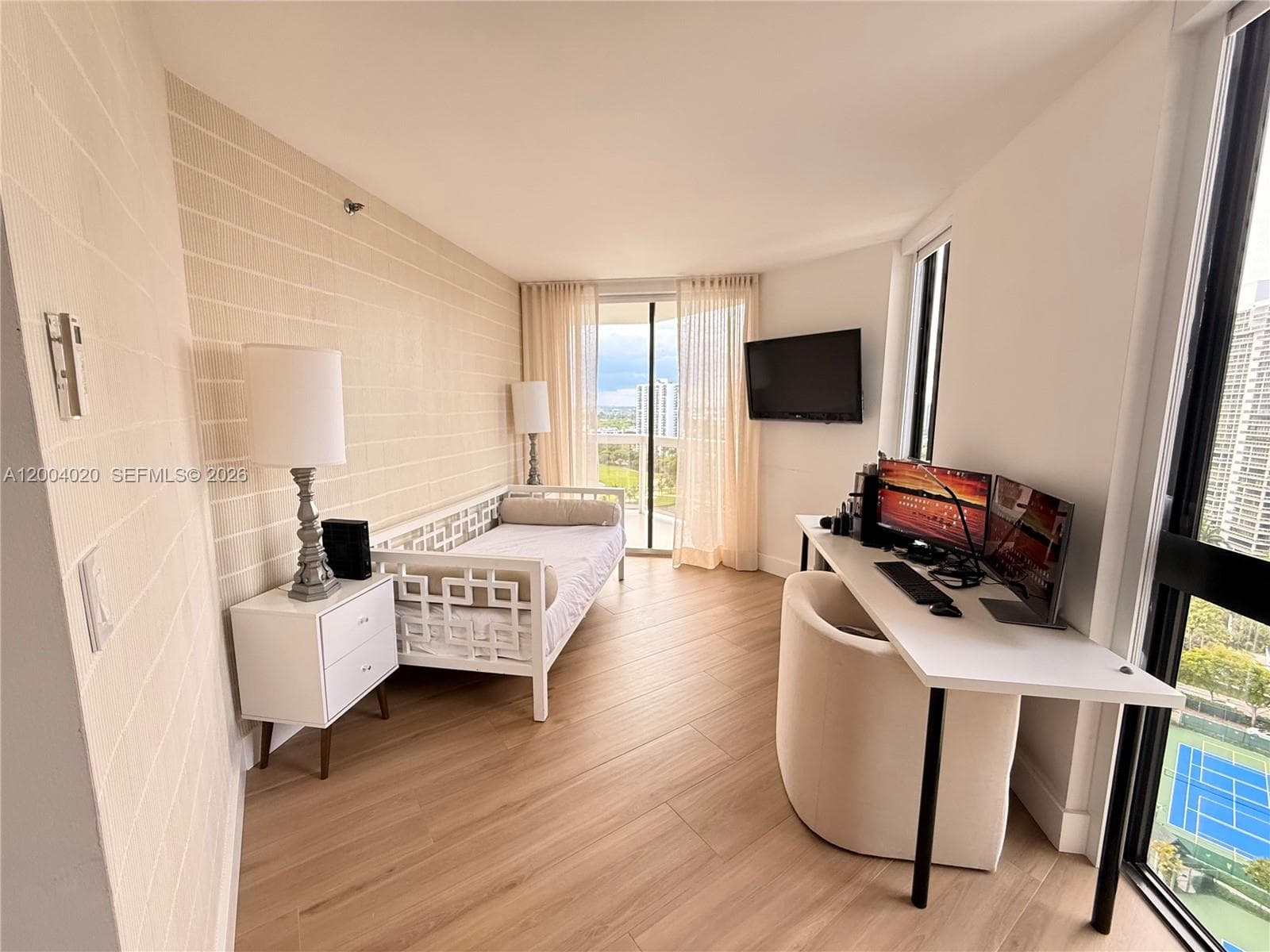 LANDMARK · #1907 in Aventura - Photo 28