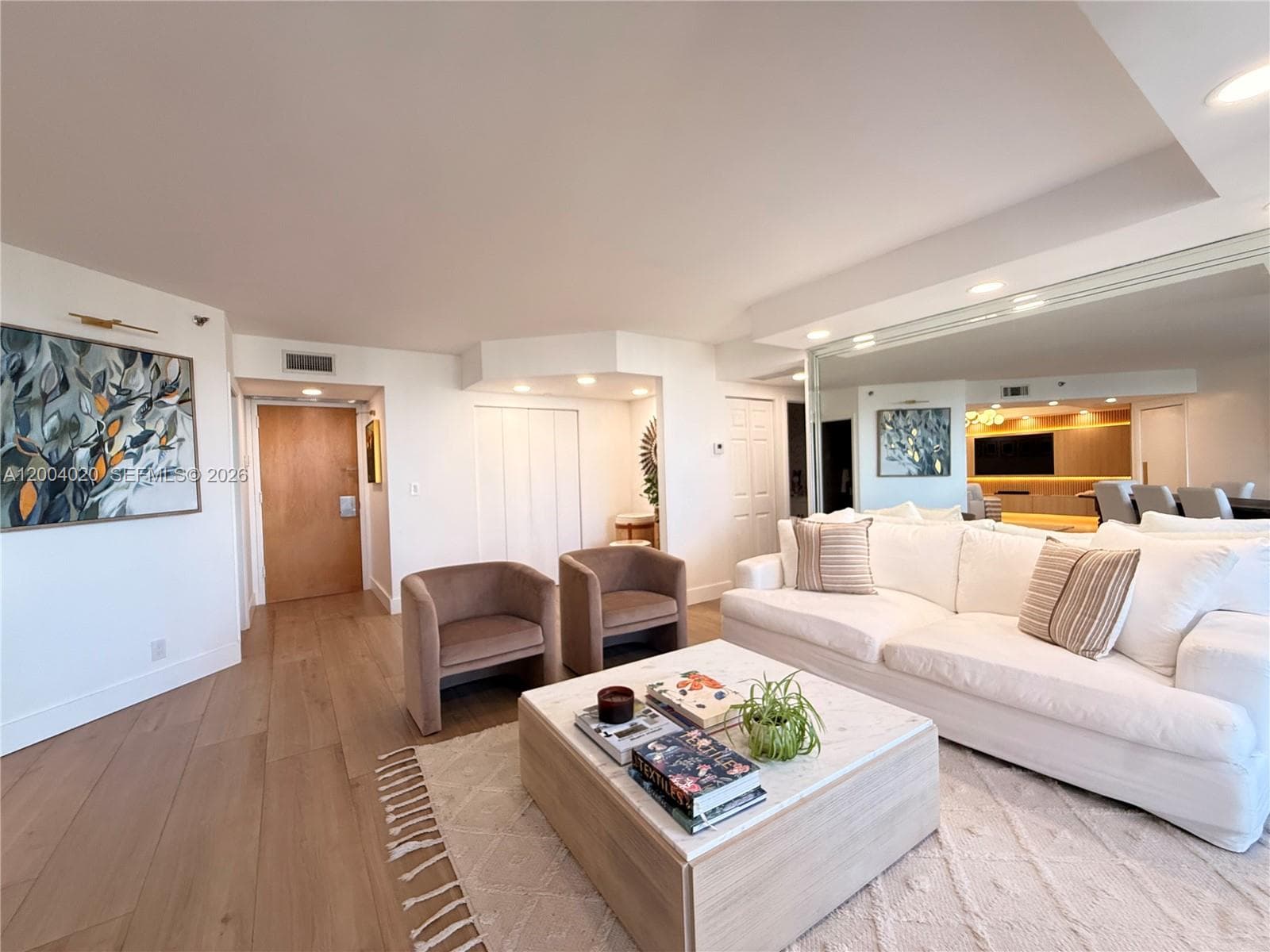 LANDMARK · #1907 in Aventura - Photo 5