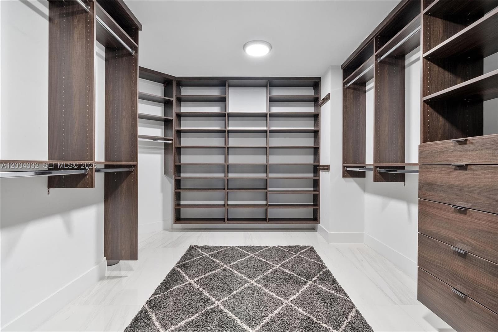 MARINA PALMS RESIDEN · #1010 in North Miami Beach - Photo 21