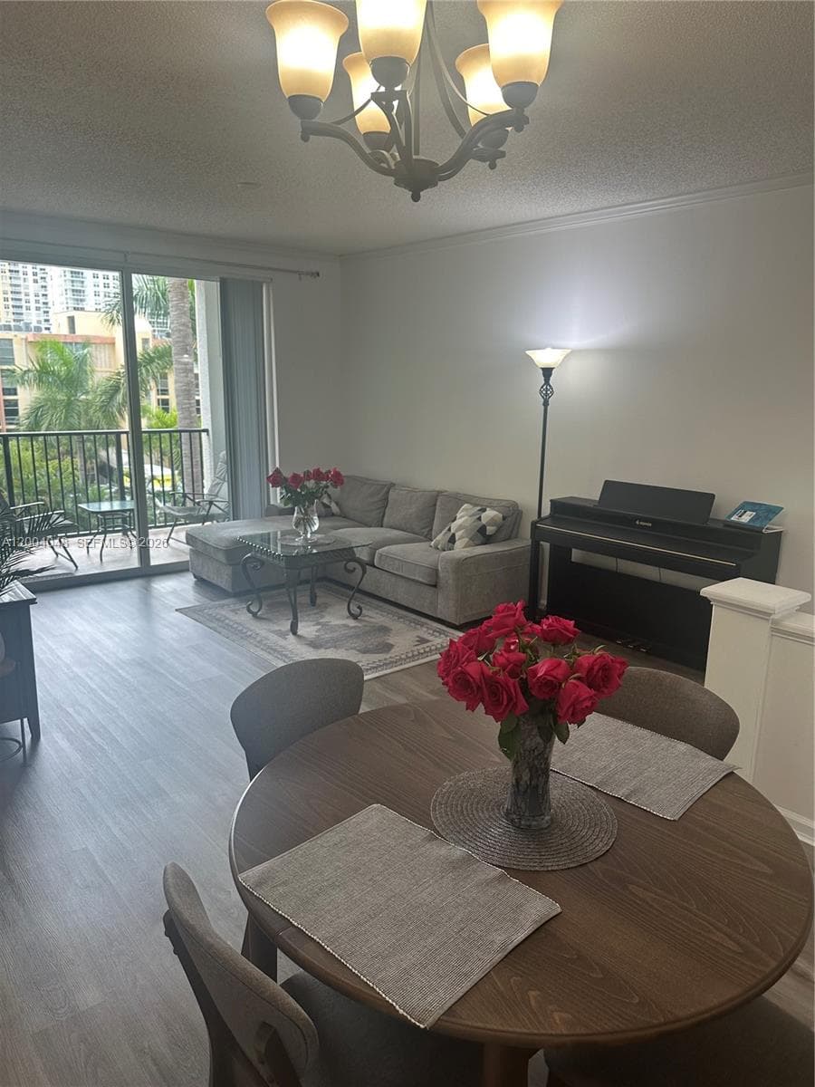 Porto Bellagio · #3402 in Sunny Isles Beach - Photo 6