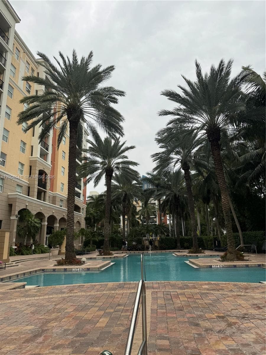 Porto Bellagio · #3402 in Sunny Isles Beach - Photo 3
