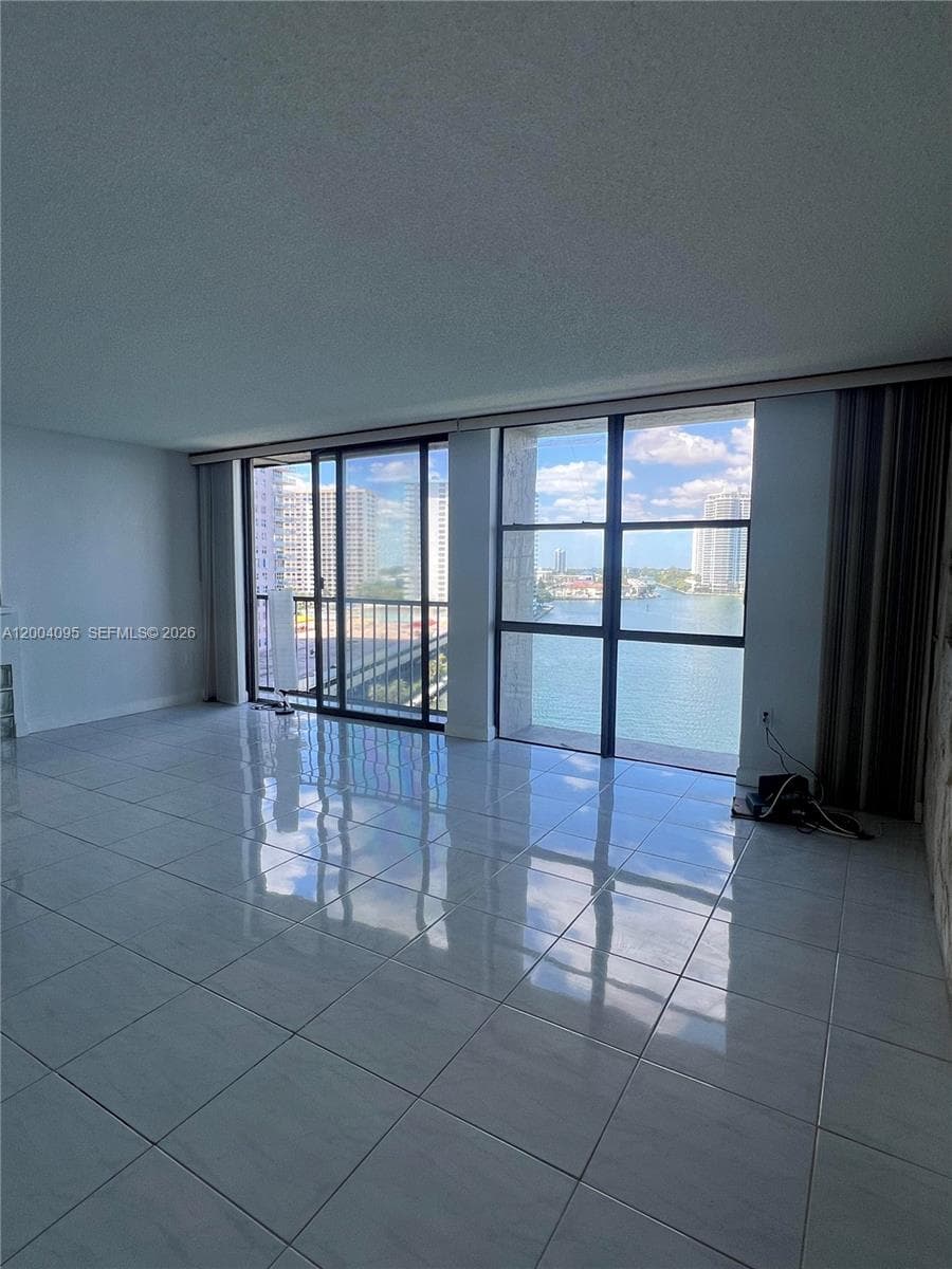Fairview House · #S907 in Sunny Isles Beach - Photo 13