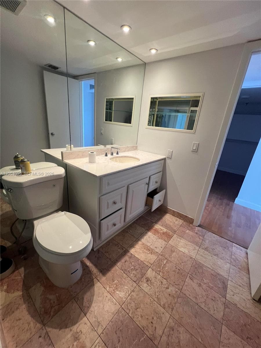 Fairview House · #S907 in Sunny Isles Beach - Photo 22