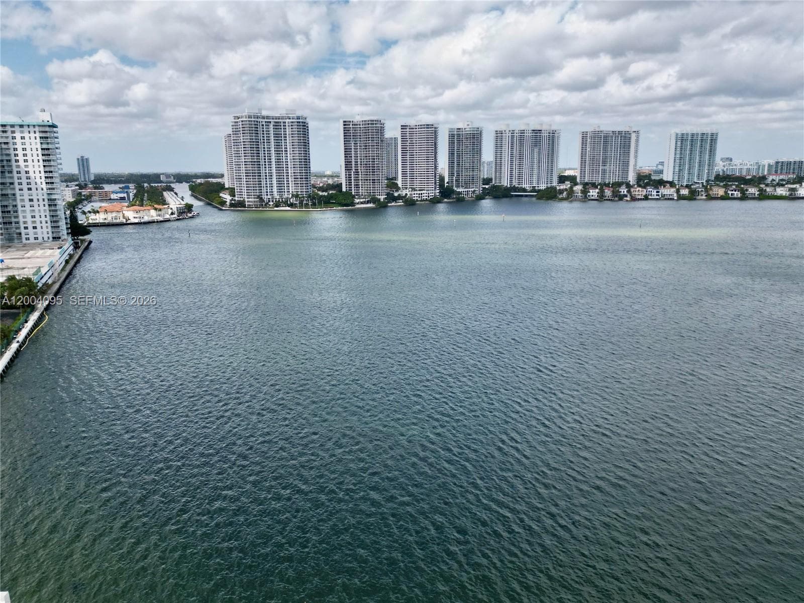 Fairview House · #S907 in Sunny Isles Beach - Photo 3
