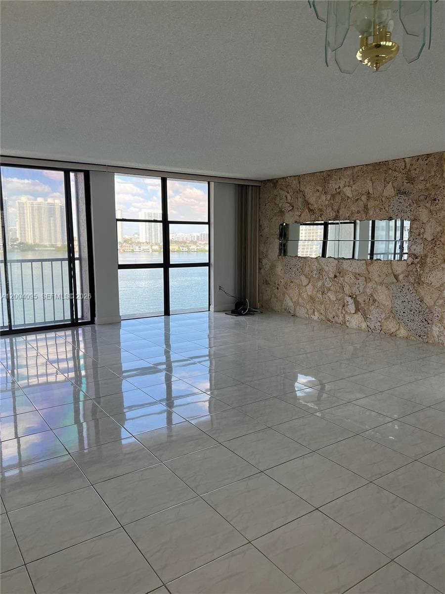 Fairview House · #S907 in Sunny Isles Beach - Photo 11