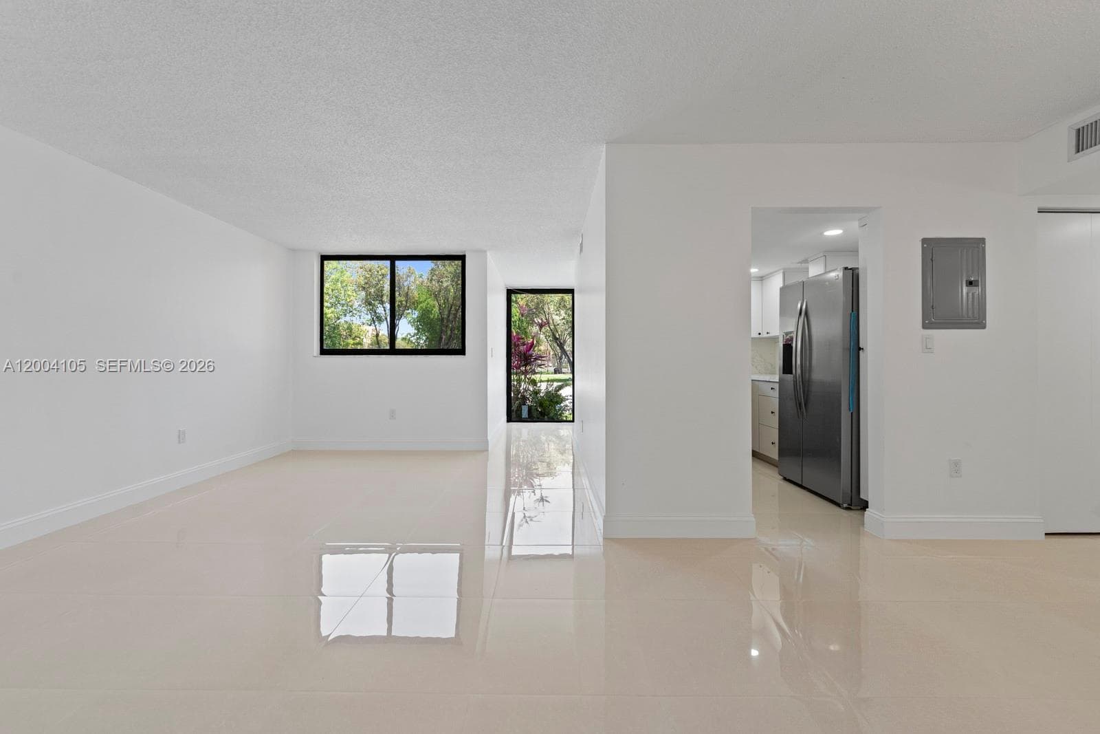 VERSIALLES GARDENS II CON · #106 in Miami - Photo 2