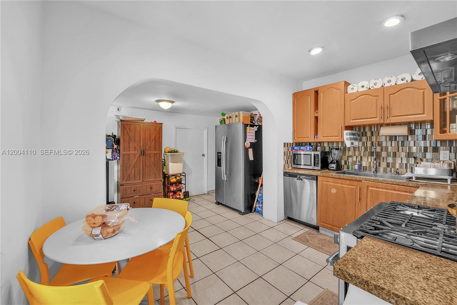 219 SW 6th Ave photo 11