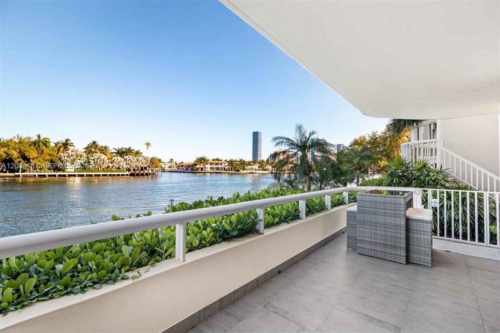TERRACES NORTH TURNBERRY · #TH7 in Aventura - Photo 18
