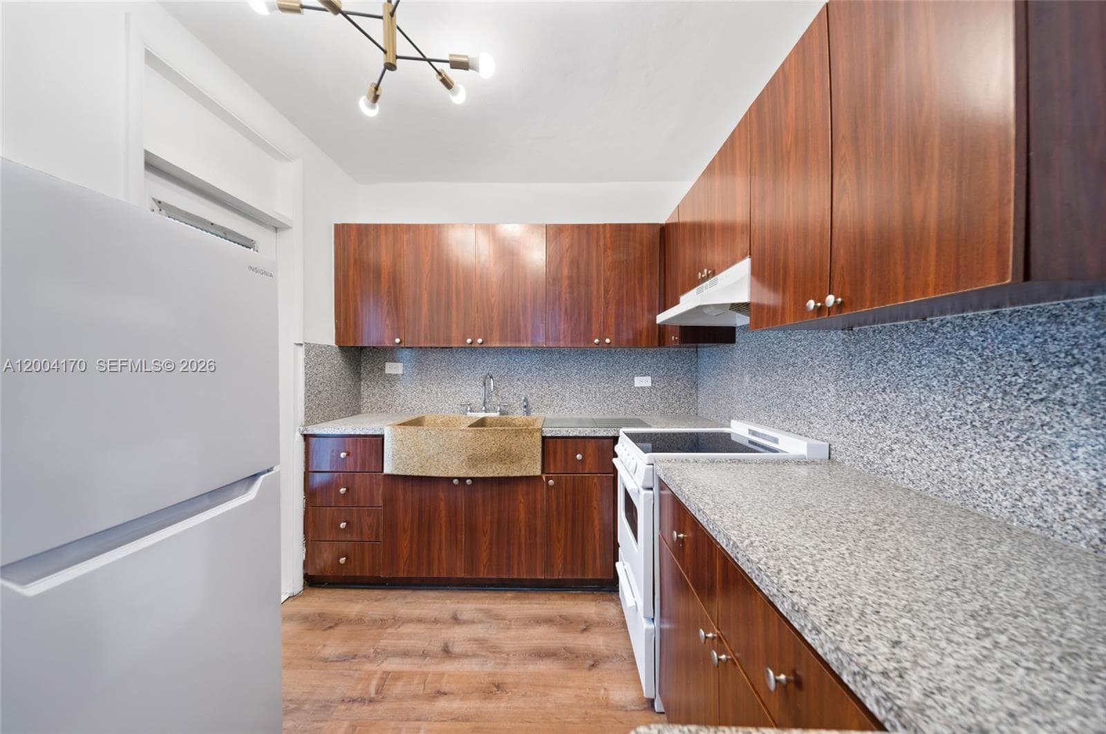 Tower East · #110 in Miami Beach - Photo 1