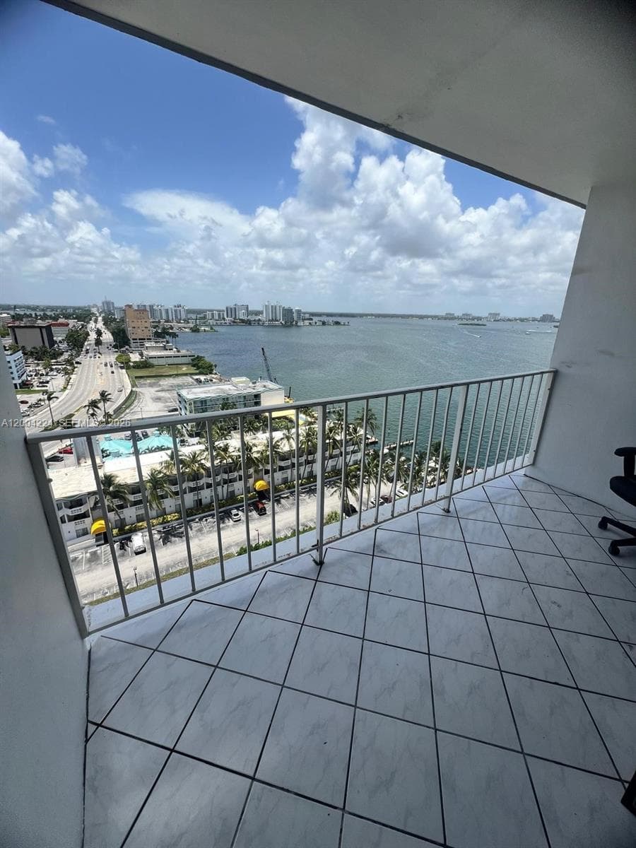 KENNEDY HOUSE CONDO · #PH-J in North Bay Village - Photo 6