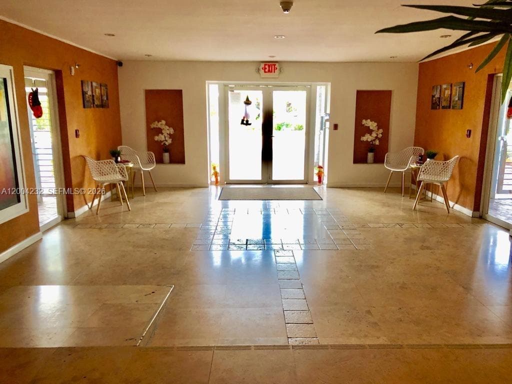 EASTERN SHORES MANOR · #27 in North Miami Beach - Photo 4