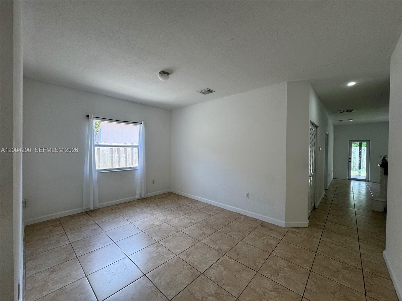 2356 NE 3rd Ct #2356 photo 3