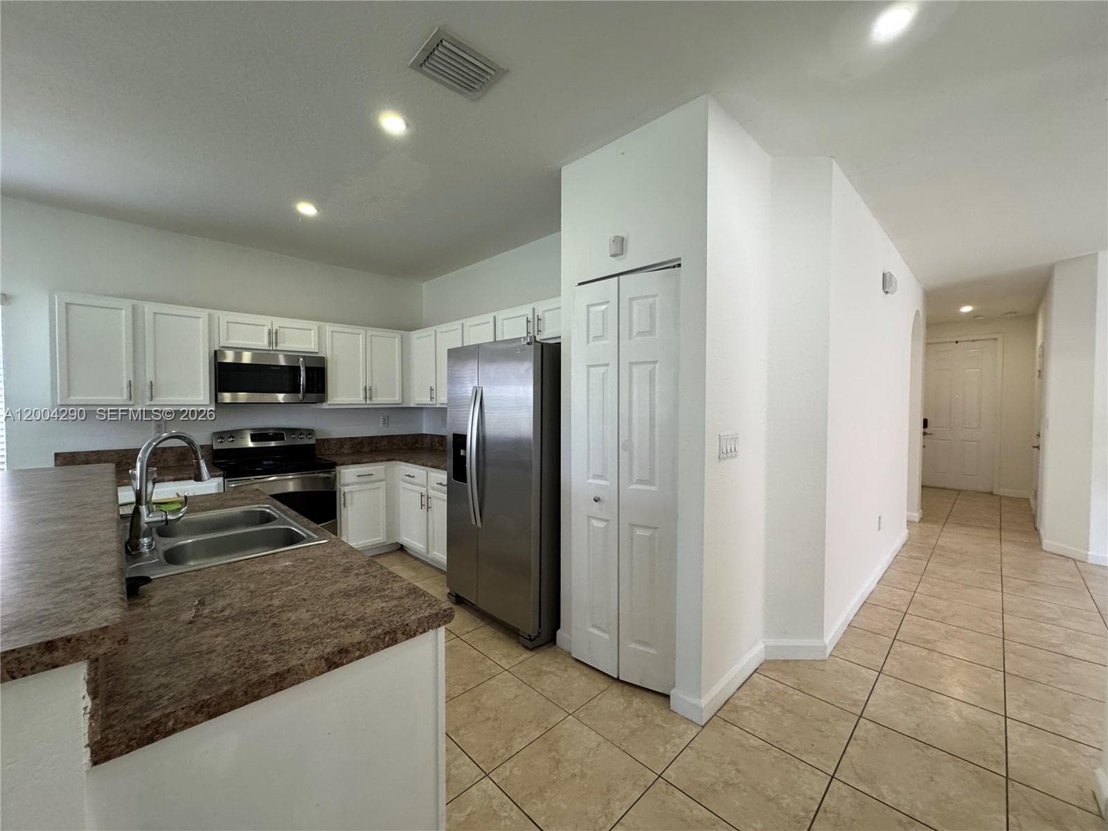 2356 NE 3rd Ct #2356 photo 10