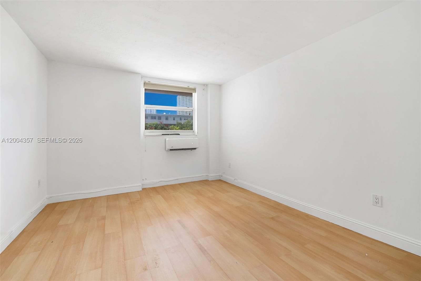 LINCOLN TOWERS CONDO · #B402 in Miami Beach - Photo 16
