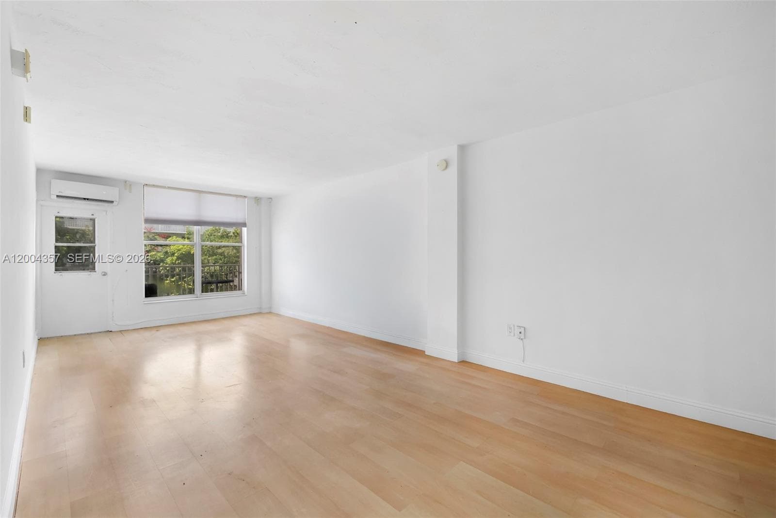LINCOLN TOWERS CONDO · #B402 in Miami Beach - Photo 3