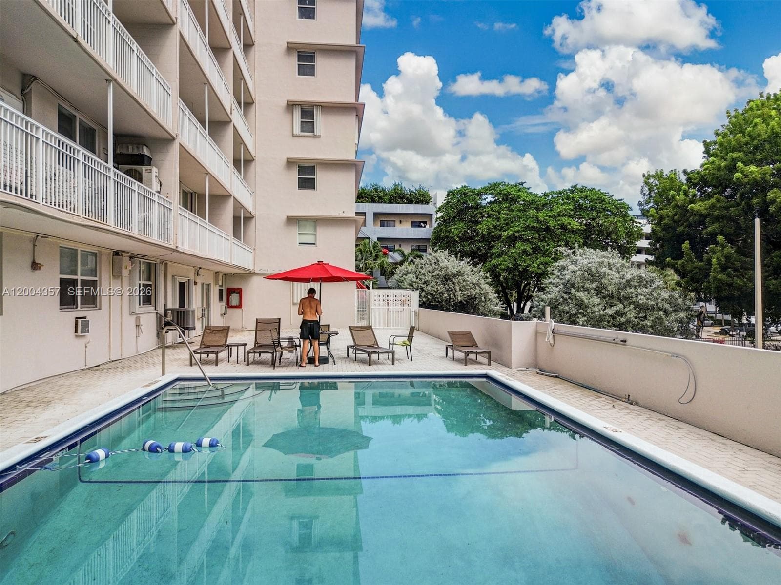LINCOLN TOWERS CONDO · #B402 in Miami Beach - Photo 28