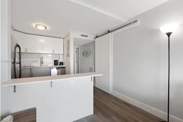 SUNSHORES · #409 in North Miami Beach - Photo 2