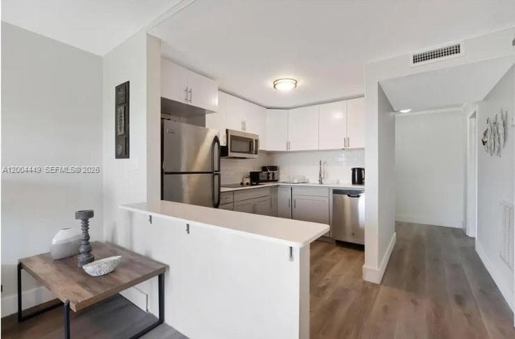 SUNSHORES · #409 in North Miami Beach - Photo 3