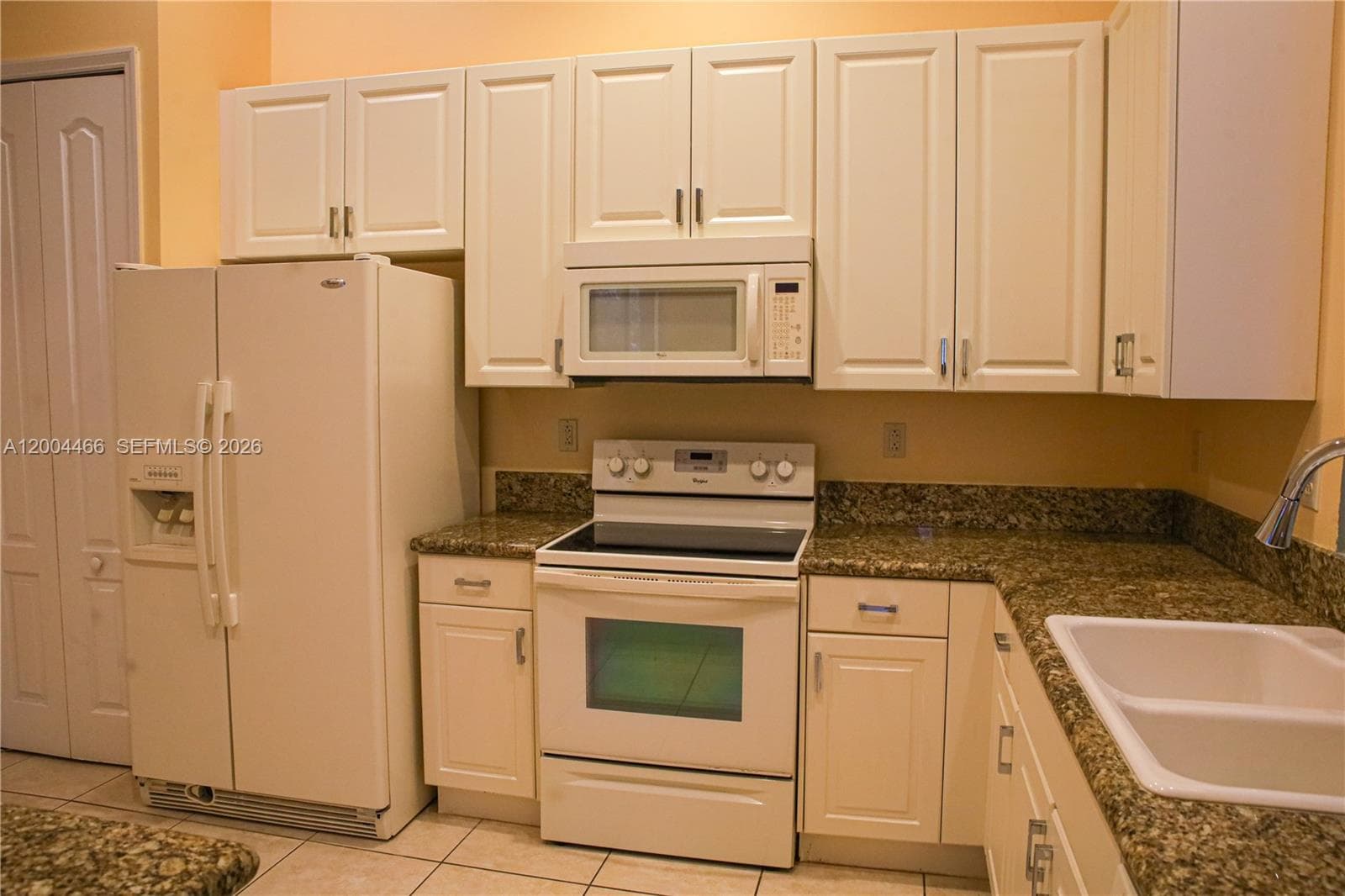 3488 NE 1st St #3488 photo 6
