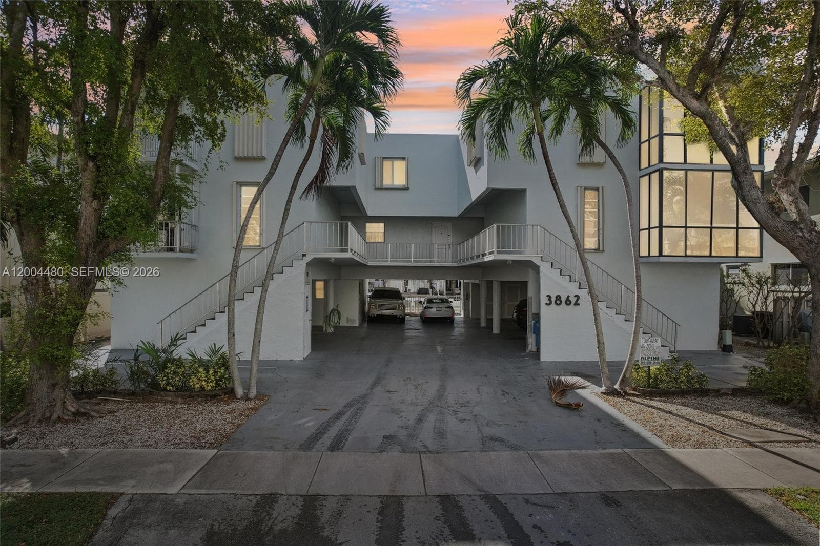 3862 BLDG · #E in North Miami Beach - Photo 2