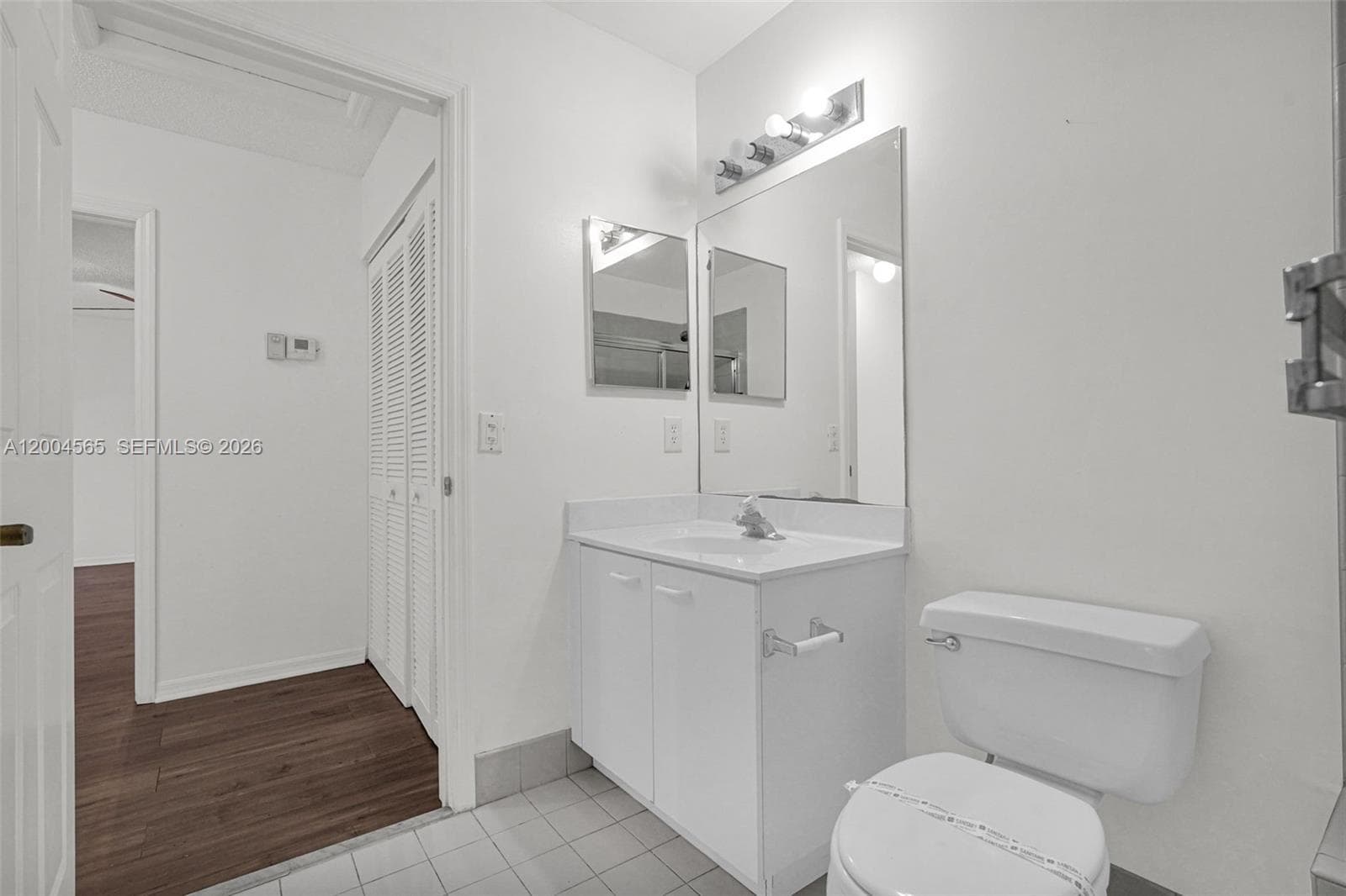 1675 Yellowheart Way photo 23