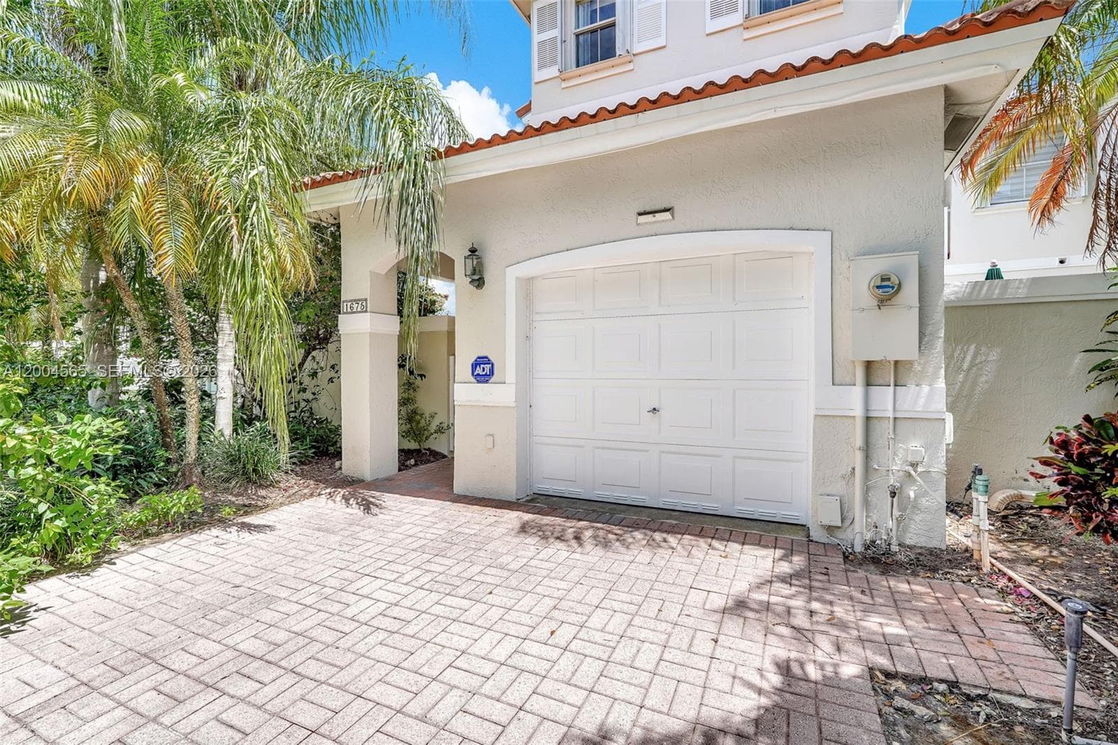 1675 Yellowheart Way photo 2