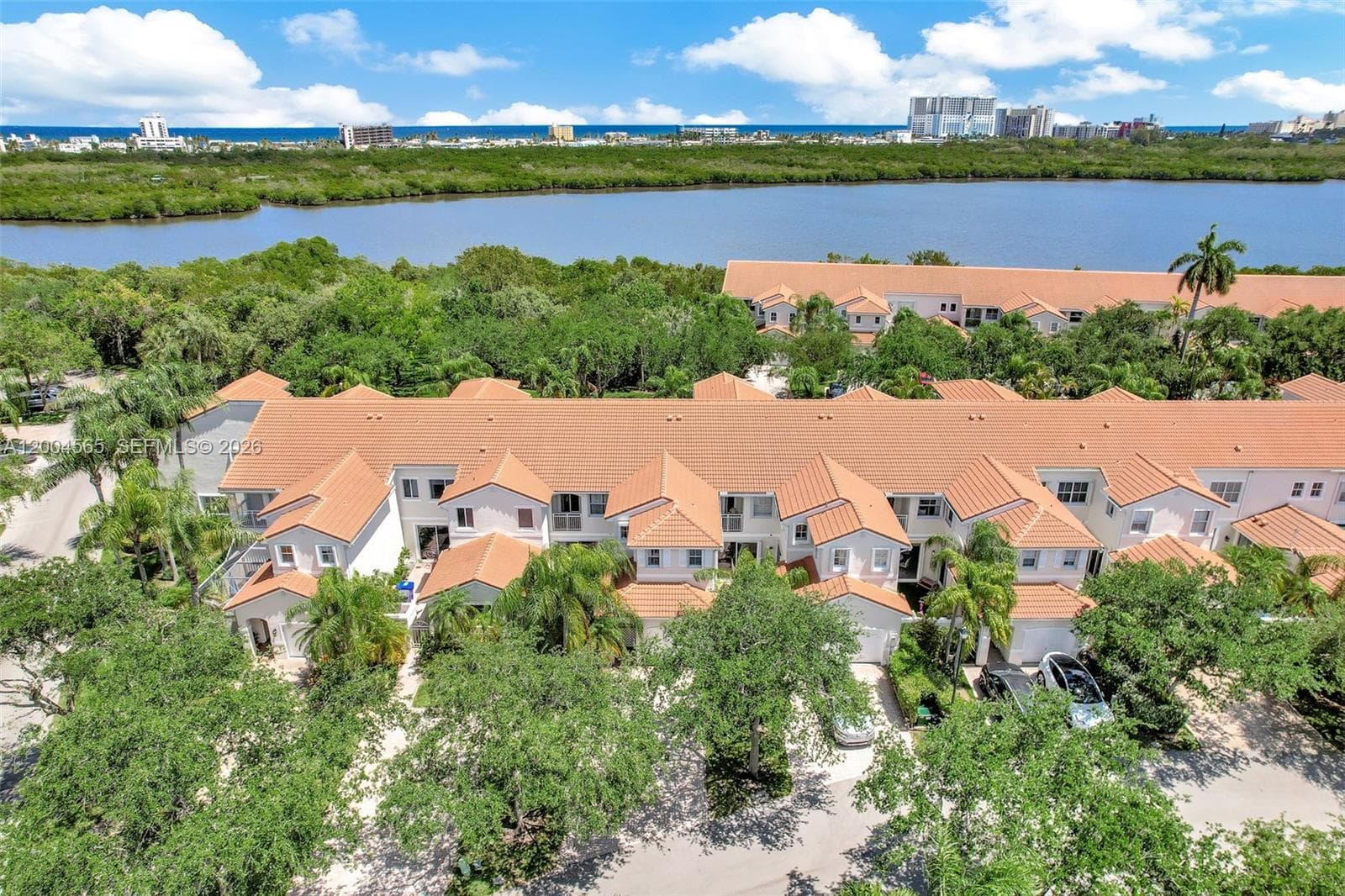 1675 Yellowheart Way photo 6