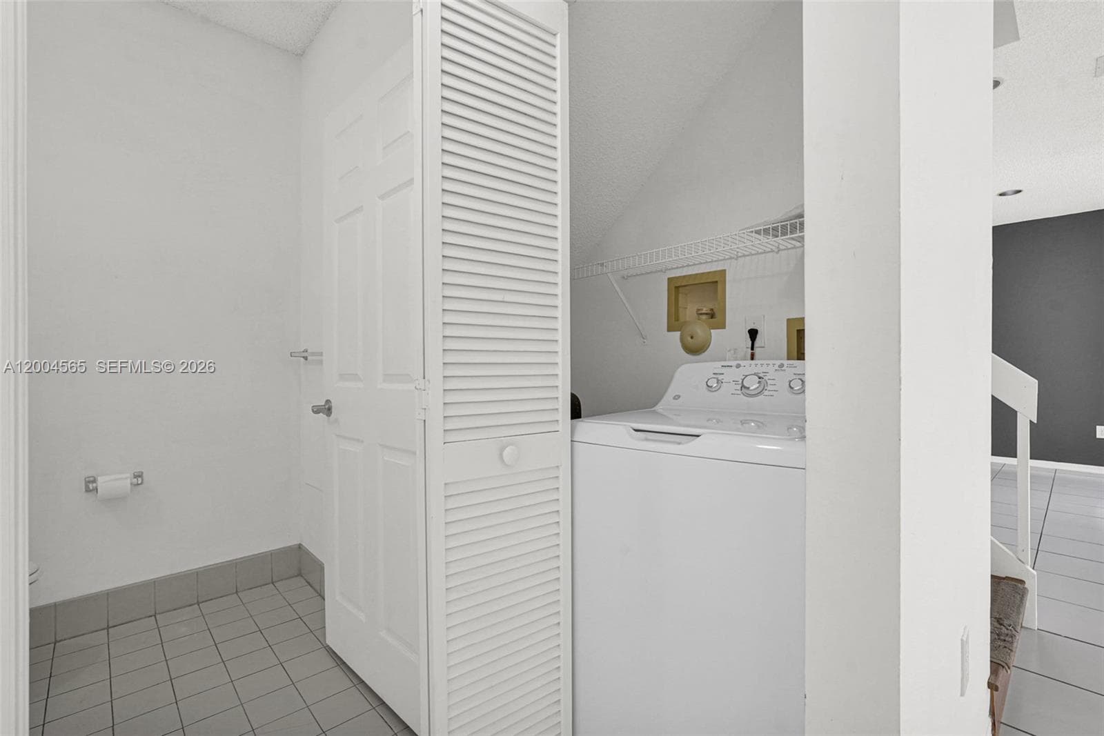 1675 Yellowheart Way photo 19